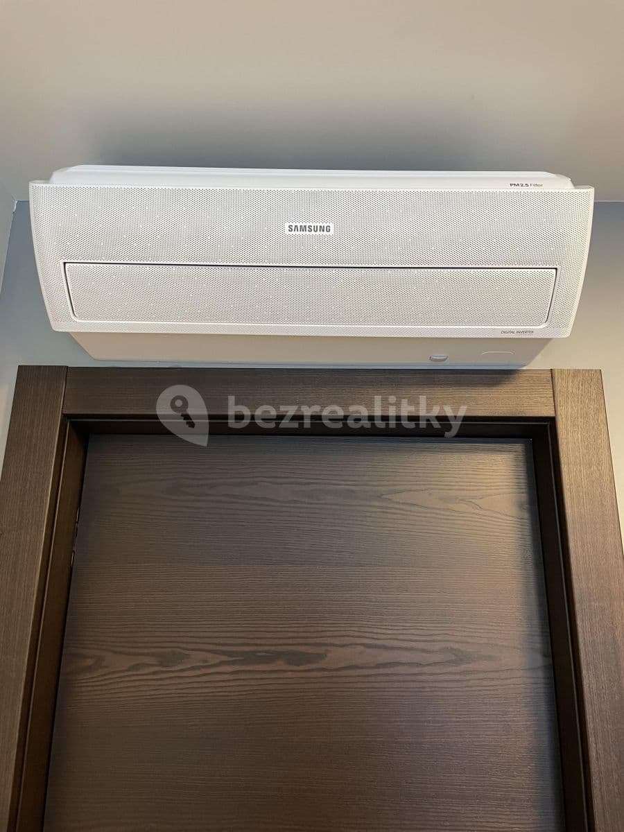 Pronájem bytu 2+kk 51 m², Na Louži, Praha, Praha Pronájem bytu 2+kk 51 m², Na Louži, Praha, Praha