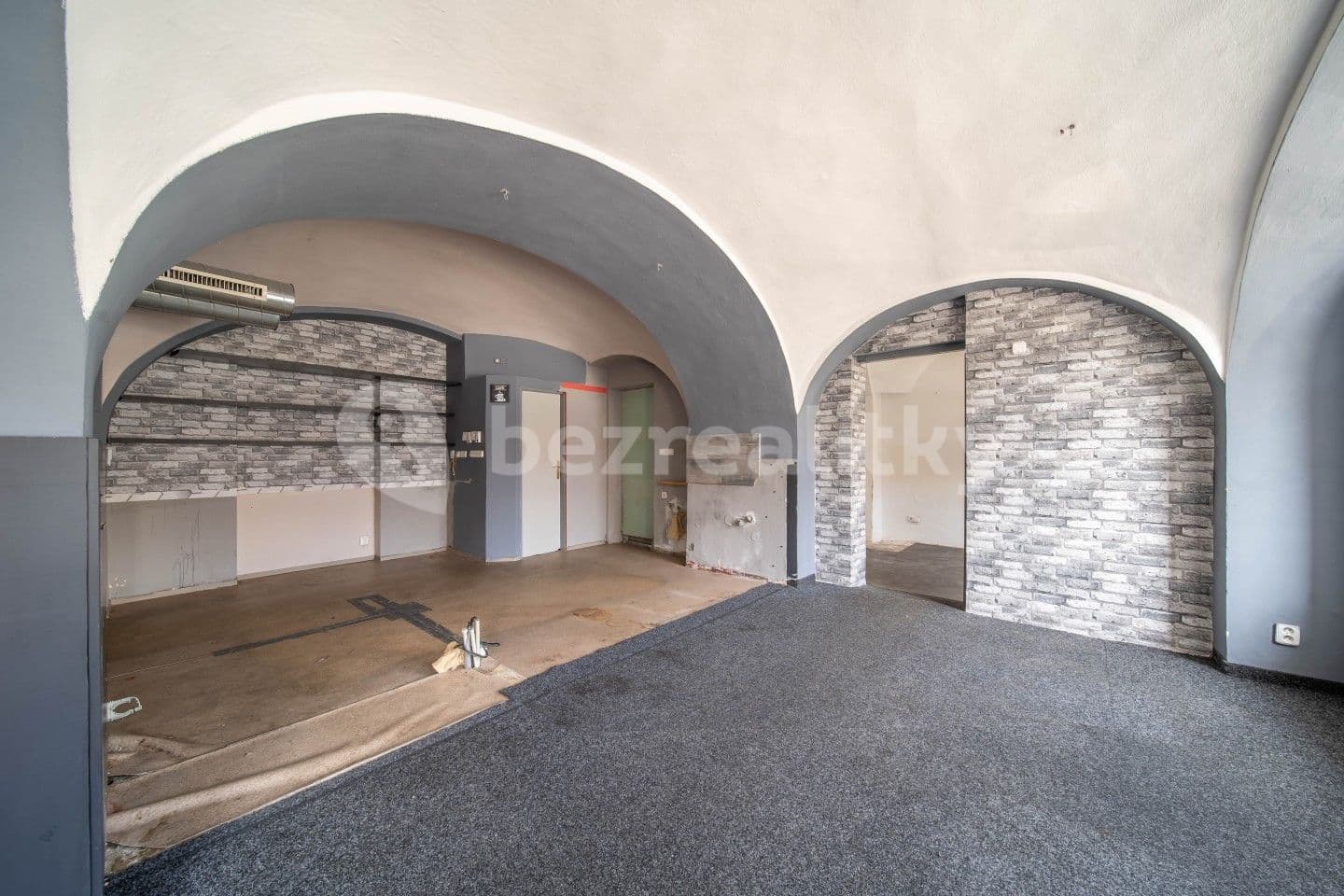 Prodej domu 333 m², pozemek 604 m², Husovo náměstí, Ledeč nad Sázavou, Kraj Vysočina