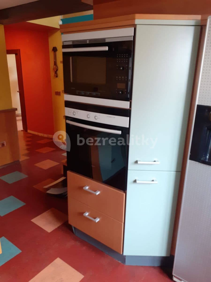 Pronájem bytu 5+1 160 m², 28. pluku, Praha, Praha Pronájem bytu 5+1 160 m², 28. pluku, Praha, Praha