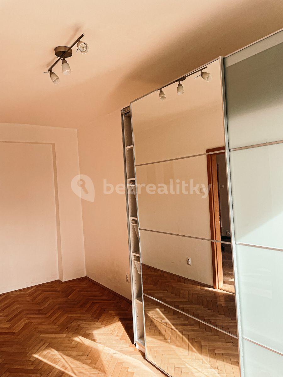 Pronájem bytu 3+1 68 m², Střimelická, Praha, Praha