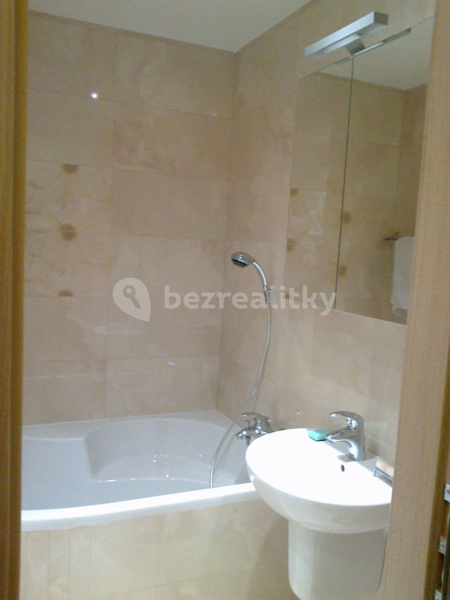 Pronájem bytu 2+kk 45 m², Hráského, Praha, Praha Pronájem bytu 2+kk 45 m², Hráského, Praha, Praha
