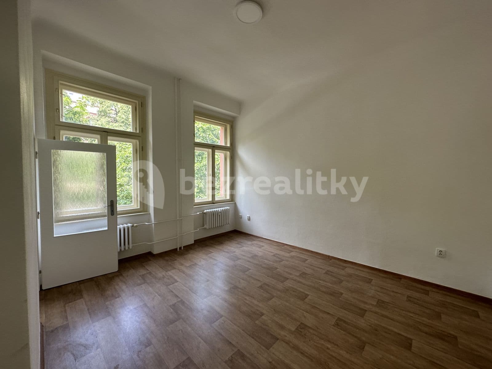 Pronájem bytu 1+1 30 m², Londýnská, Praha, Praha Pronájem bytu 1+1 30 m², Londýnská, Praha, Praha