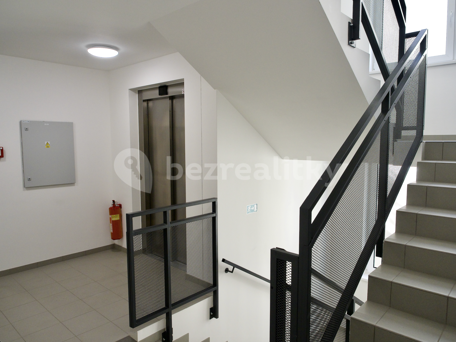 Pronájem bytu 2+kk 63 m², Třebohostická, Praha, Praha