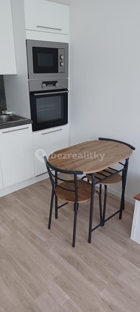 Pronájem bytu 1+kk 48 m², Novovysočanská, Praha, Praha Pronájem bytu 1+kk 48 m², Novovysočanská, Praha, Praha