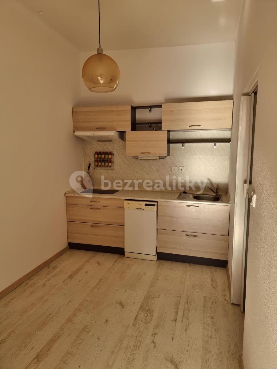 Pronájem bytu 1+1 31 m², Spolková, Plzeň, Plzeňský kraj Pronájem bytu 1+1 31 m², Spolková, Plzeň, Plzeňský kraj