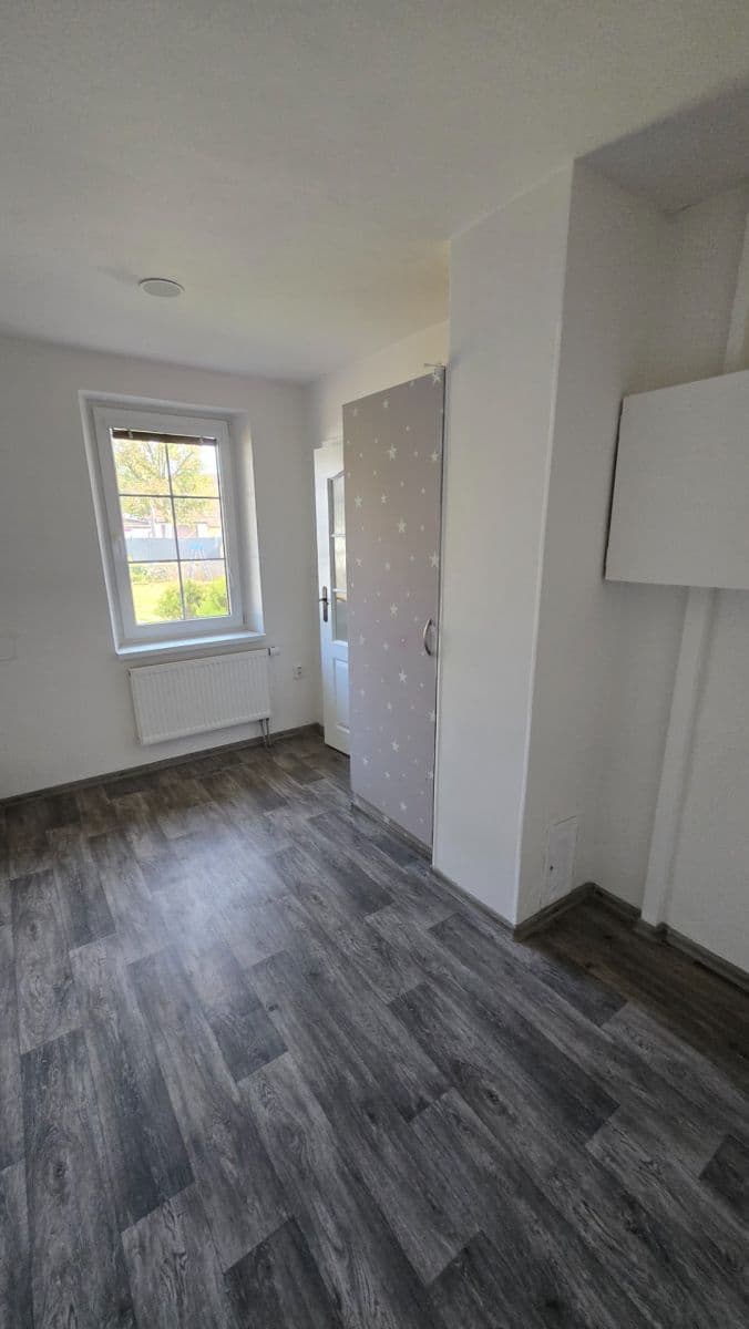 Pronájem domu 80 m², pozemek 350 m², Hořín, Středočeský kraj Pronájem domu 80 m², pozemek 350 m², Hořín, Středočeský kraj