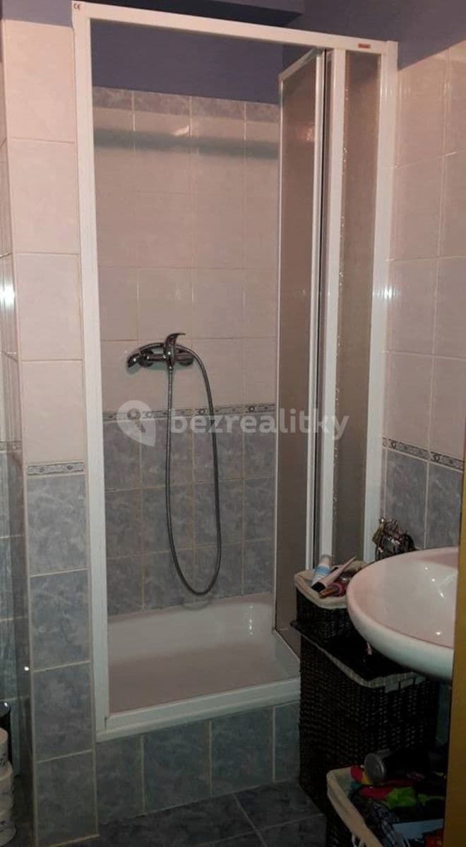 Pronájem bytu 1+kk 38 m², Jana Palacha, Pardubice, Pardubický kraj Pronájem bytu 1+kk 38 m², Jana Palacha, Pardubice, Pardubický kraj