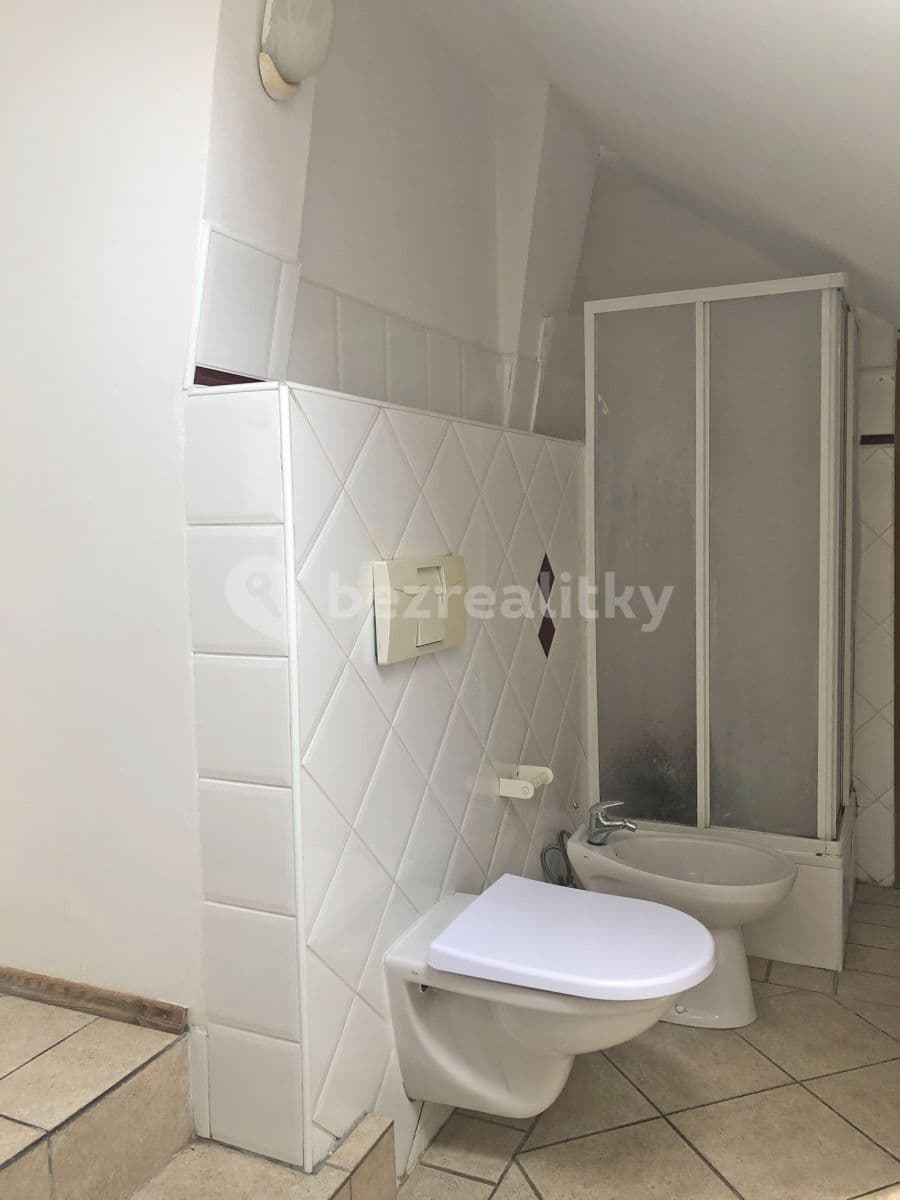 Pronájem bytu 1+kk 30 m², Jeronýmova, Praha, Praha Pronájem bytu 1+kk 30 m², Jeronýmova, Praha, Praha