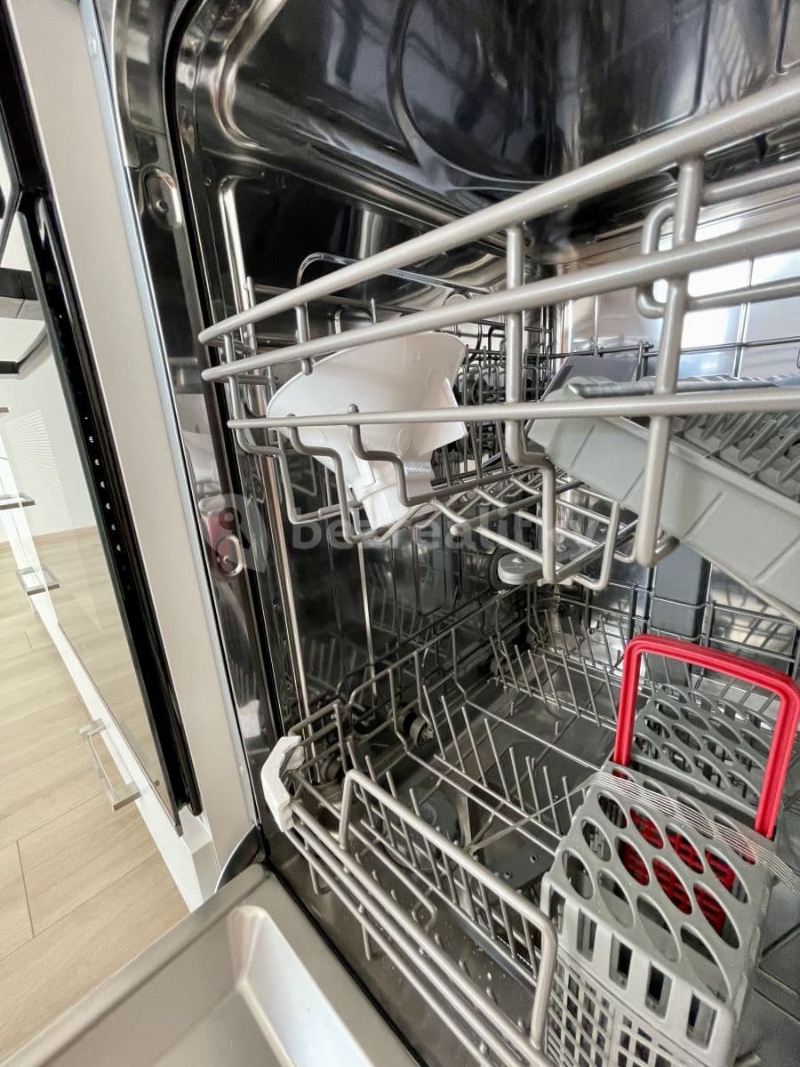 Pronájem bytu 2+kk 58 m², Východní, Pardubice, Pardubický kraj Pronájem bytu 2+kk 58 m², Východní, Pardubice, Pardubický kraj