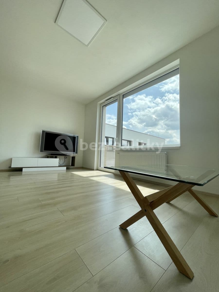 Pronájem bytu 2+kk 58 m², Východní, Pardubice, Pardubický kraj Pronájem bytu 2+kk 58 m², Východní, Pardubice, Pardubický kraj