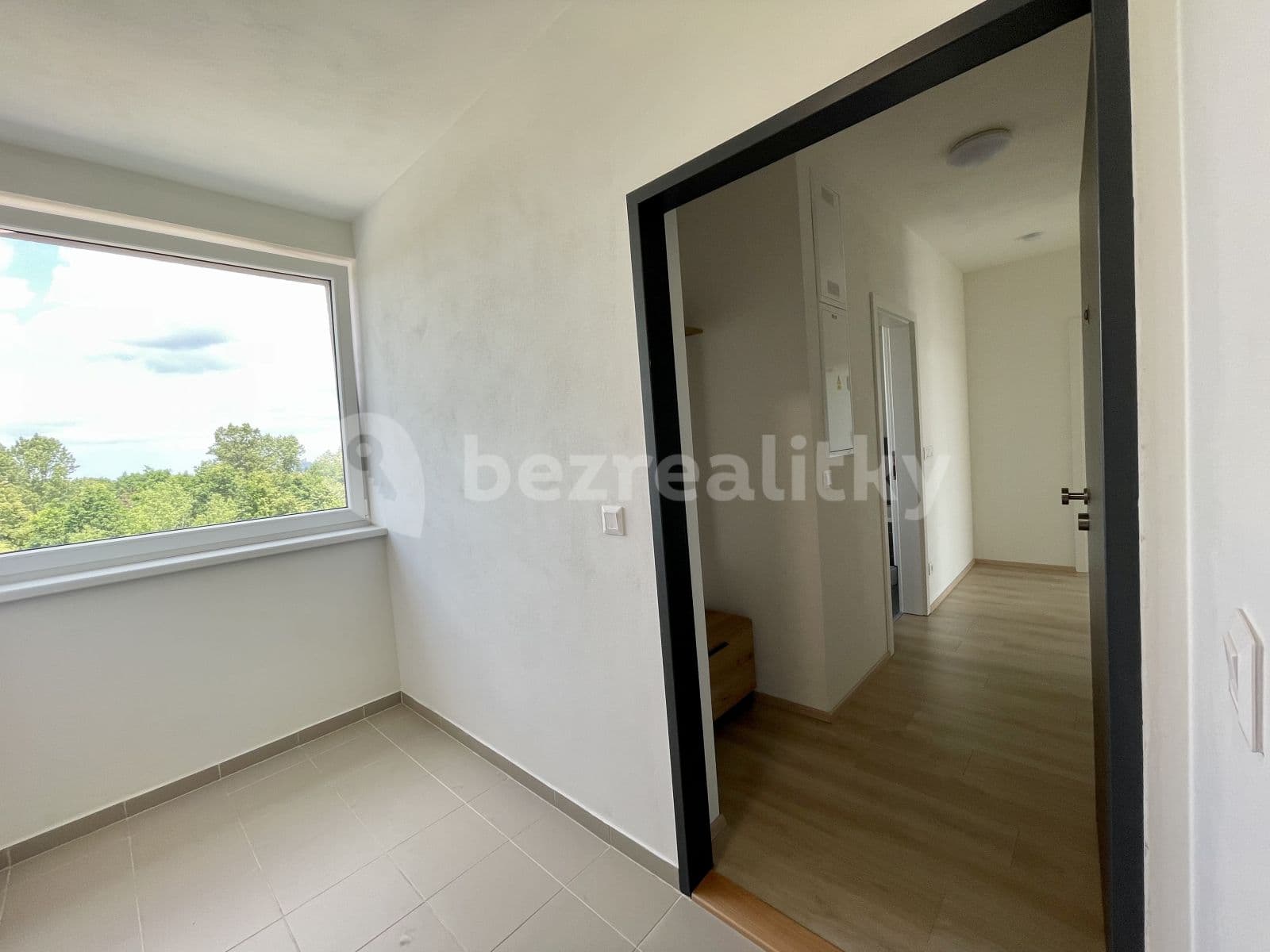 Pronájem bytu 2+kk 58 m², Východní, Pardubice, Pardubický kraj Pronájem bytu 2+kk 58 m², Východní, Pardubice, Pardubický kraj