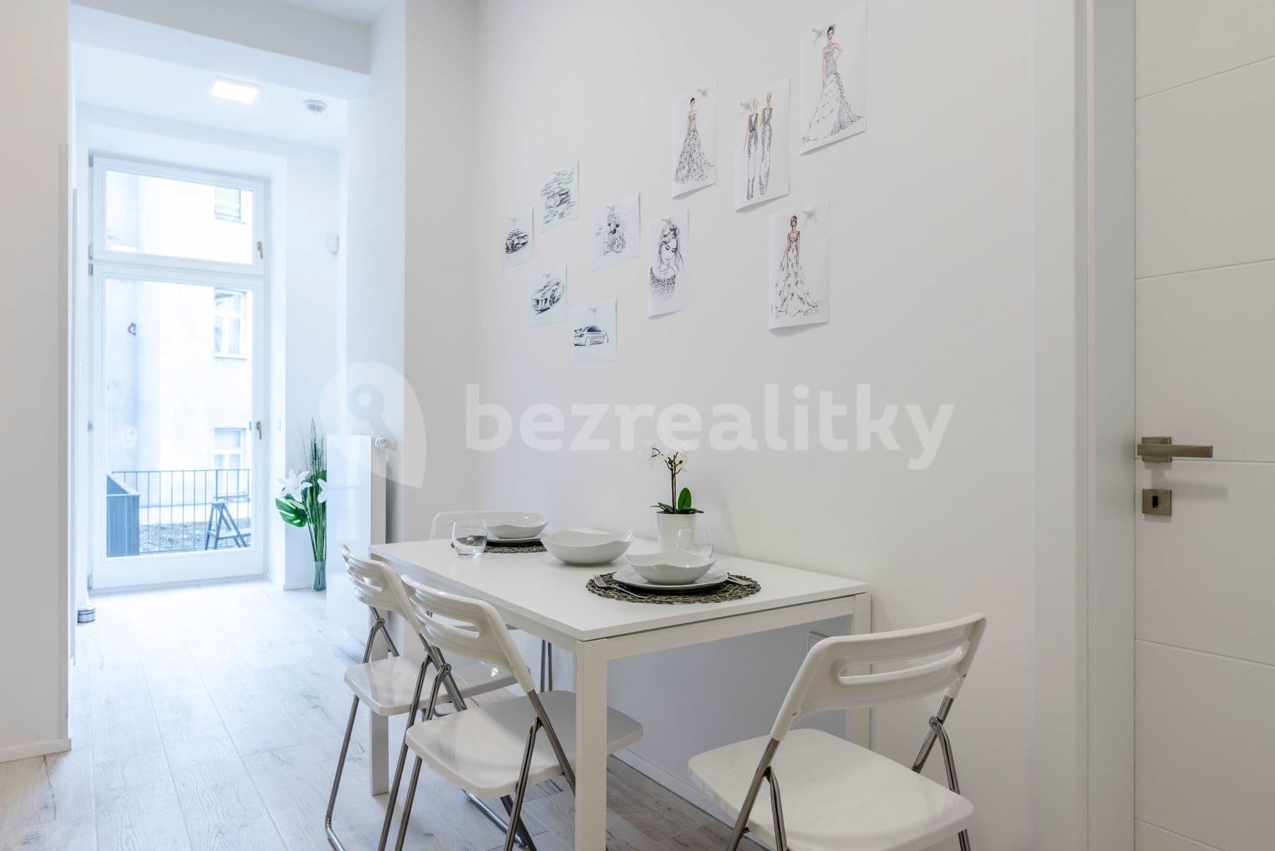 Pronájem bytu 3+1 71 m², Francouzská, Praha, Praha Pronájem bytu 3+1 71 m², Francouzská, Praha, Praha