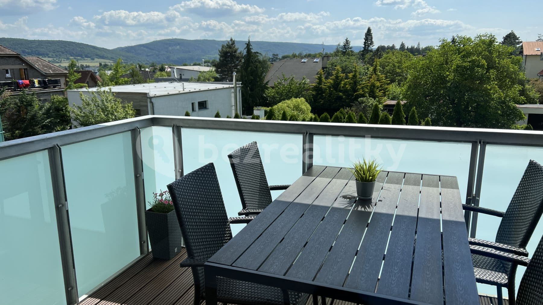 Pronájem bytu 3+kk 102 m², Mokropeská, Černošice, Středočeský kraj Pronájem bytu 3+kk 102 m², Mokropeská, Černošice, Středočeský kraj