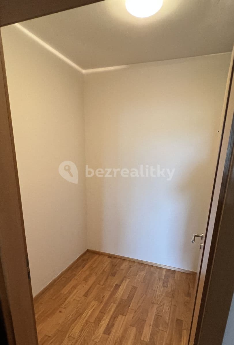 Pronájem bytu 3+kk 102 m², Mokropeská, Černošice, Středočeský kraj Pronájem bytu 3+kk 102 m², Mokropeská, Černošice, Středočeský kraj