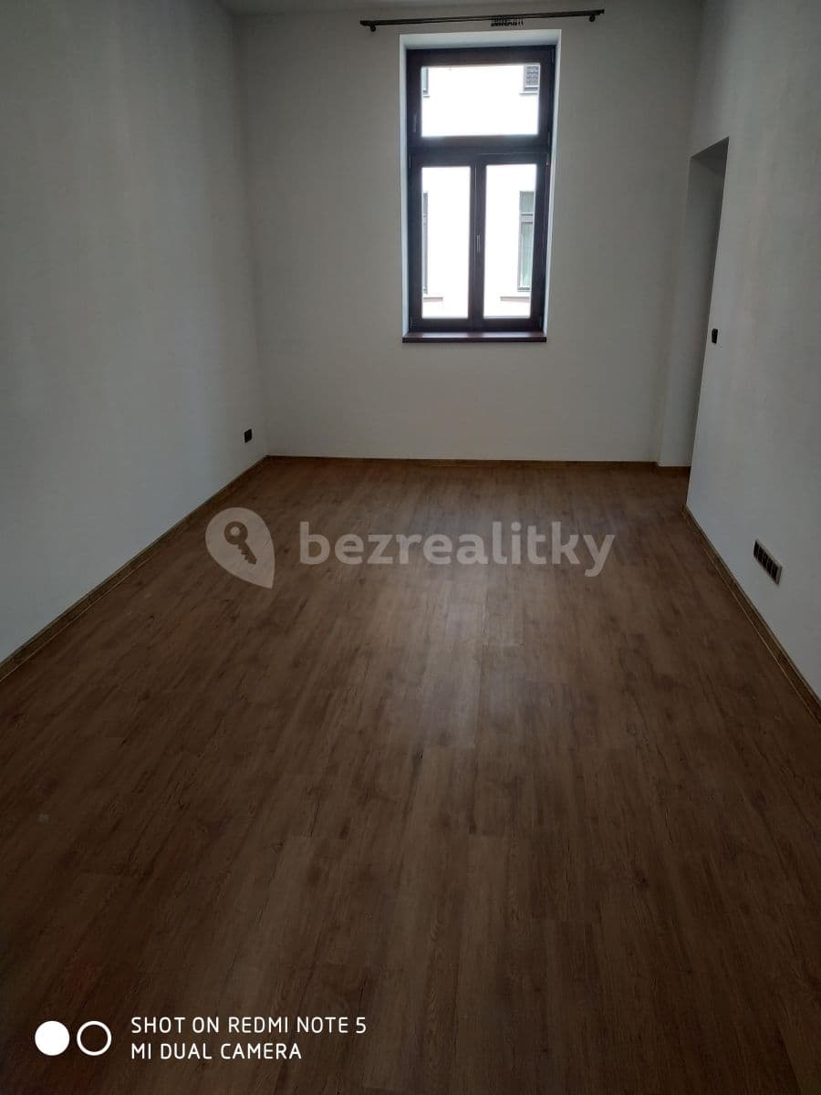 Pronájem bytu 4+1 100 m², Nádražní, Sedlčany, Středočeský kraj Pronájem bytu 4+1 100 m², Nádražní, Sedlčany, Středočeský kraj