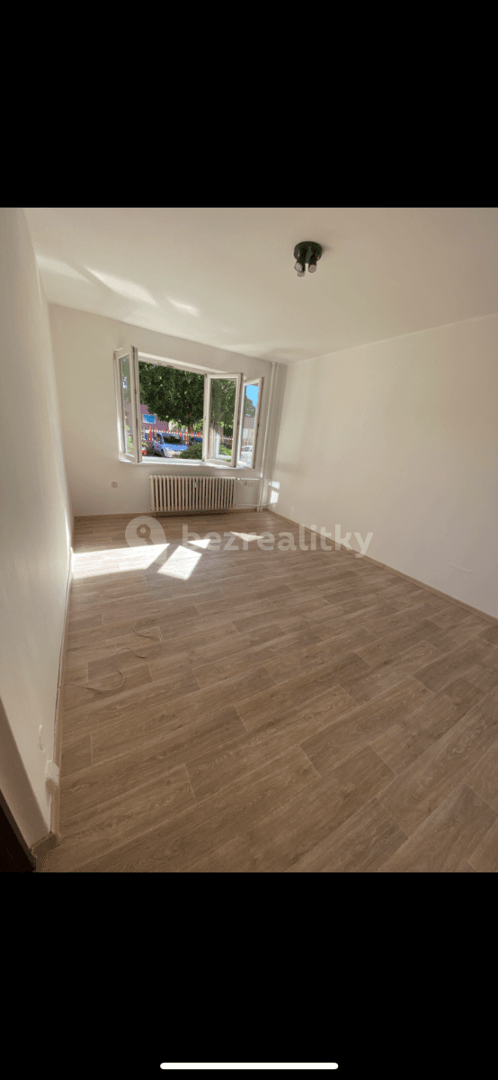 Pronájem bytu 1+1 34 m², Jiráskova, Krnov, Moravskoslezský kraj Pronájem bytu 1+1 34 m², Jiráskova, Krnov, Moravskoslezský kraj