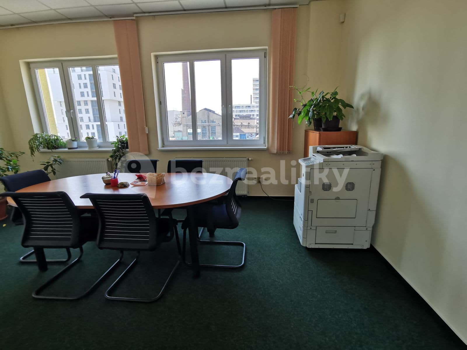 Pronájem kanceláře 31 m², Kolbenova, Praha, Praha Pronájem kanceláře 31 m², Kolbenova, Praha, Praha