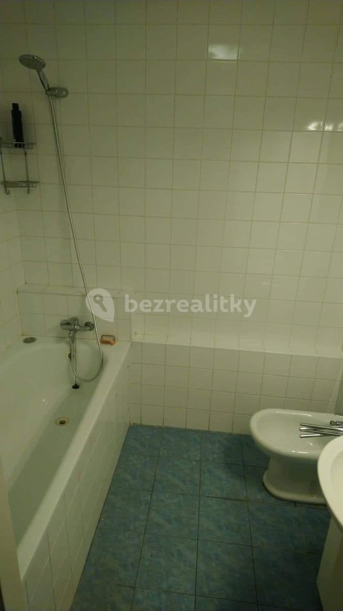 Pronájem bytu 3+1 88 m², Tlustého, Praha, Praha Pronájem bytu 3+1 88 m², Tlustého, Praha, Praha