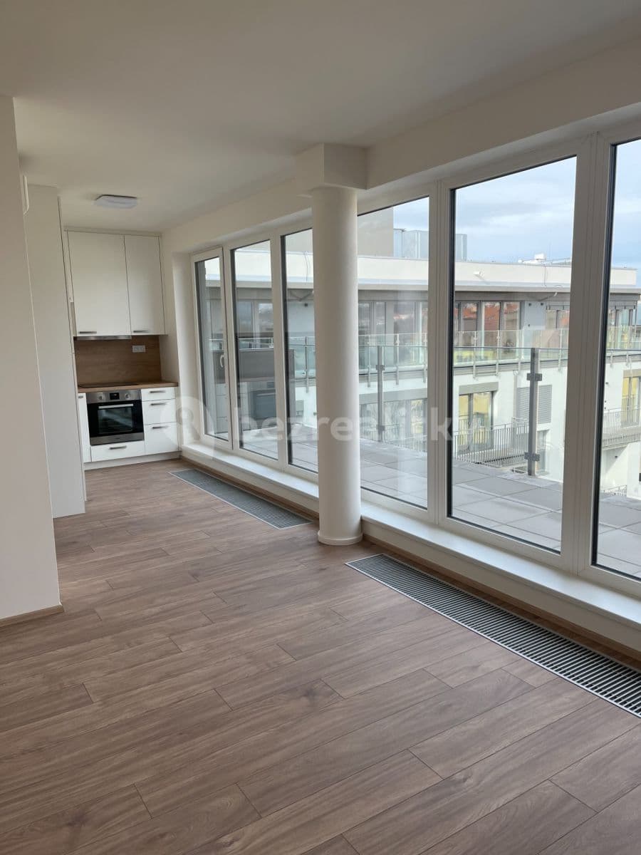 Pronájem bytu 1+kk 51 m², Dělnická, Praha, Praha Pronájem bytu 1+kk 51 m², Dělnická, Praha, Praha