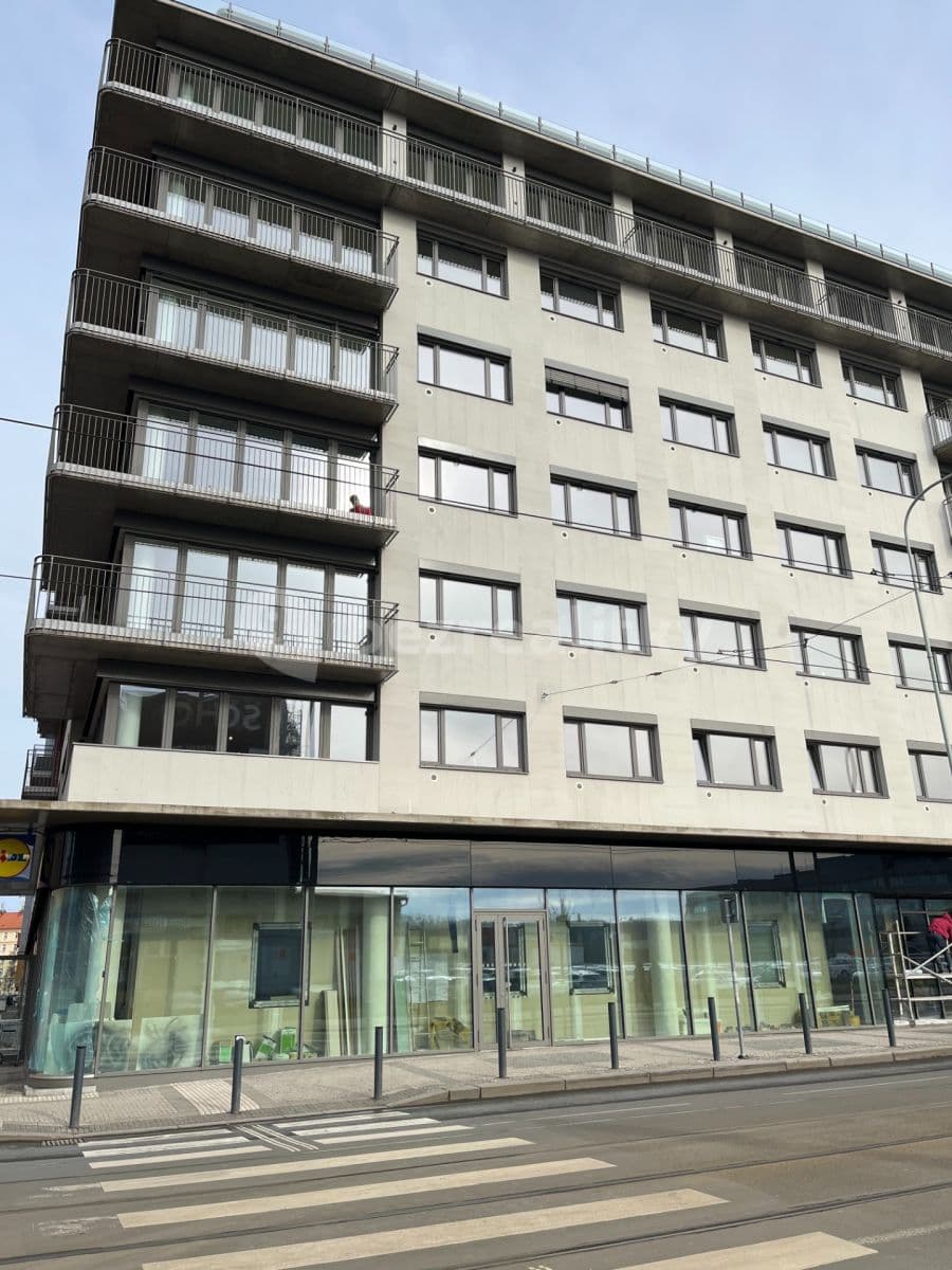 Pronájem bytu 1+kk 51 m², Dělnická, Praha, Praha Pronájem bytu 1+kk 51 m², Dělnická, Praha, Praha