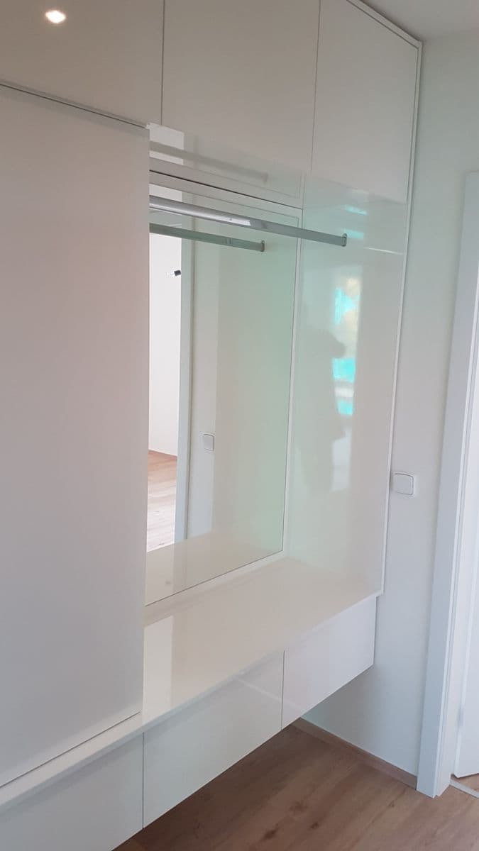 Pronájem bytu 2+kk 35 m², Krátký lán, Praha, Praha Pronájem bytu 2+kk 35 m², Krátký lán, Praha, Praha