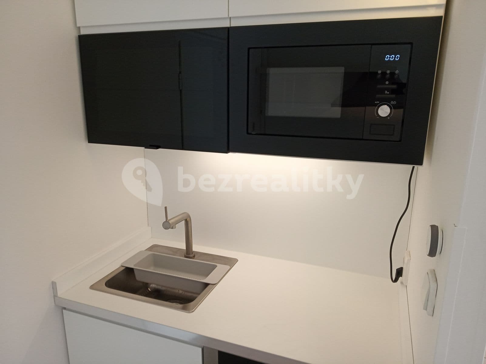 Pronájem bytu 1+kk 48 m², Kettnerova, Praha, Praha Pronájem bytu 1+kk 48 m², Kettnerova, Praha, Praha