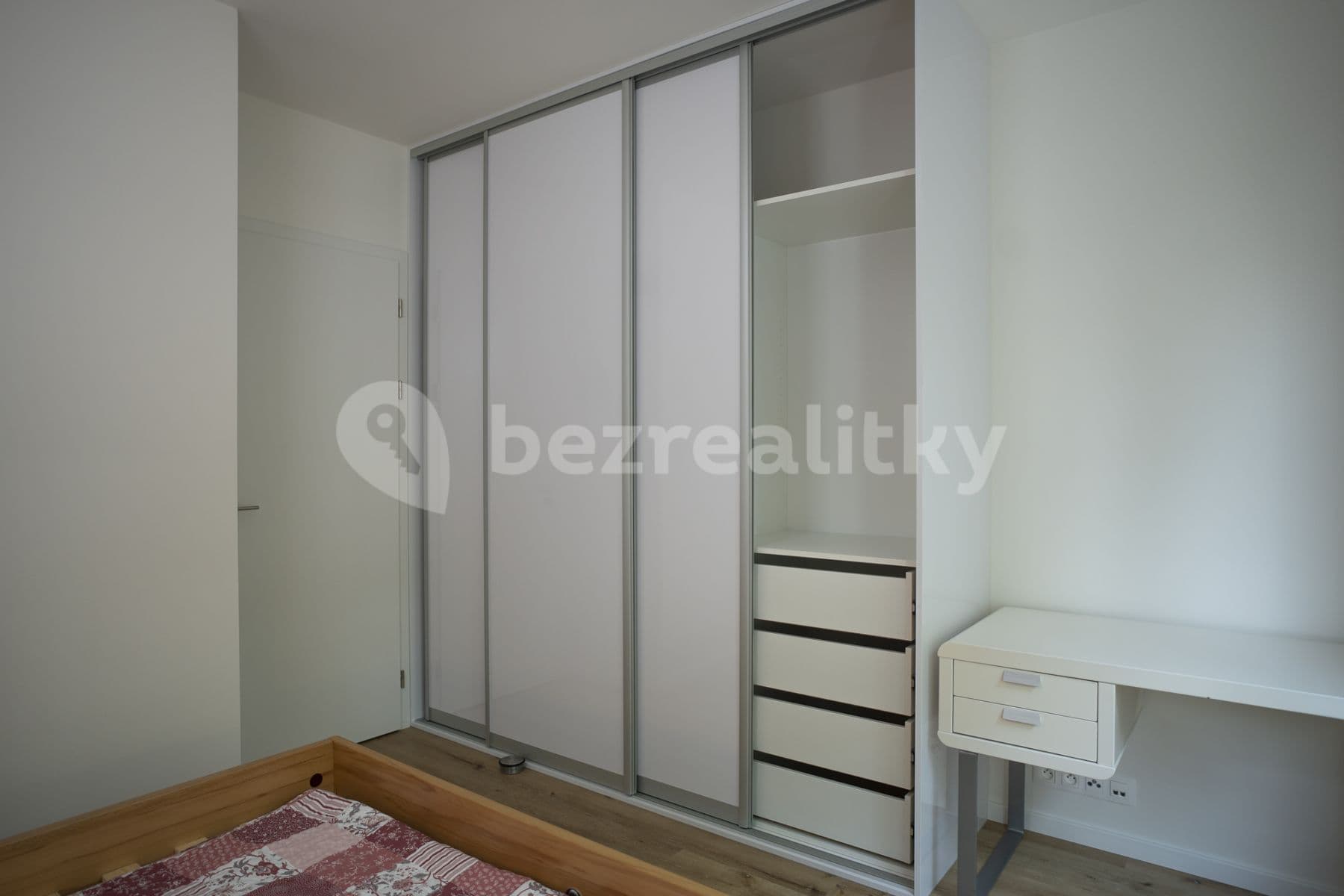 Pronájem bytu 3+kk 75 m², Červená báň, Praha, Praha Pronájem bytu 3+kk 75 m², Červená báň, Praha, Praha