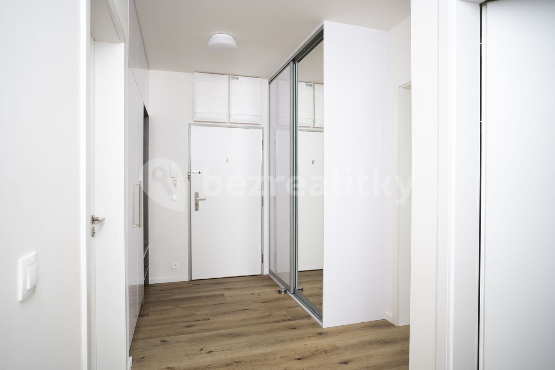 Pronájem bytu 3+kk 75 m², Červená báň, Praha, Praha Pronájem bytu 3+kk 75 m², Červená báň, Praha, Praha