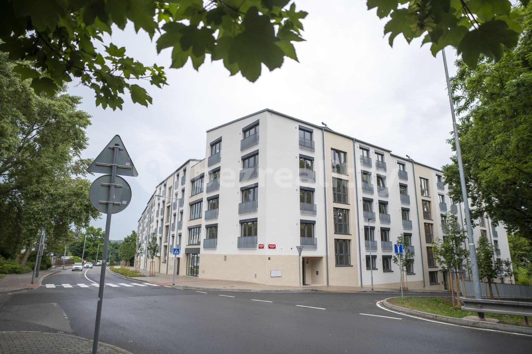 Pronájem bytu 3+kk 75 m², Červená báň, Praha, Praha Pronájem bytu 3+kk 75 m², Červená báň, Praha, Praha