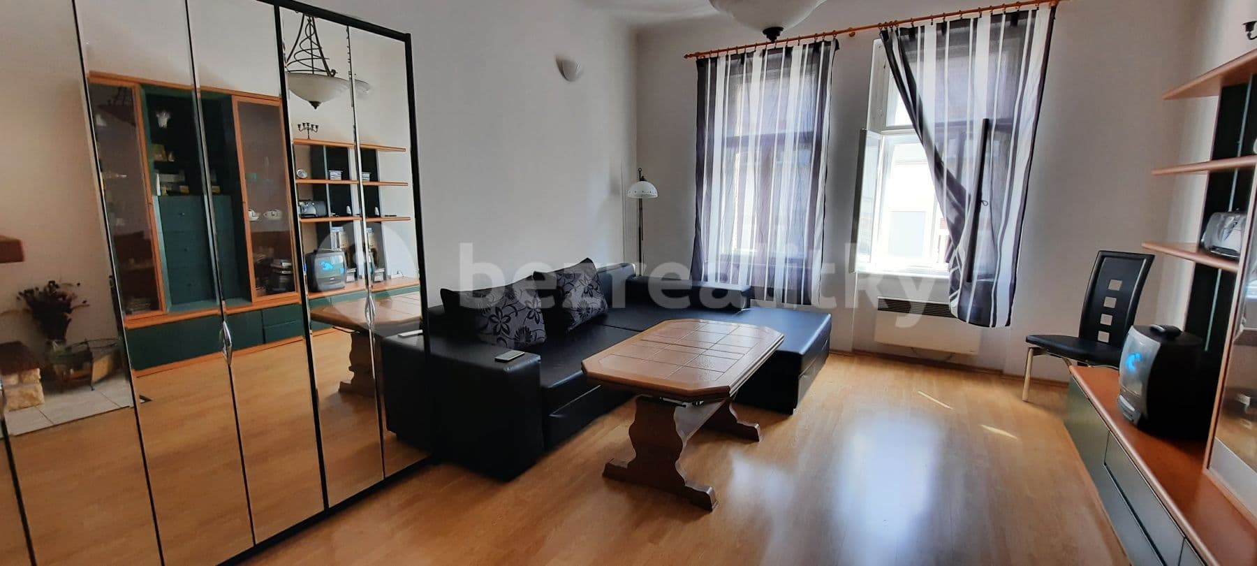 Pronájem bytu 1+1 36 m², Krásova, Praha, Praha Pronájem bytu 1+1 36 m², Krásova, Praha, Praha