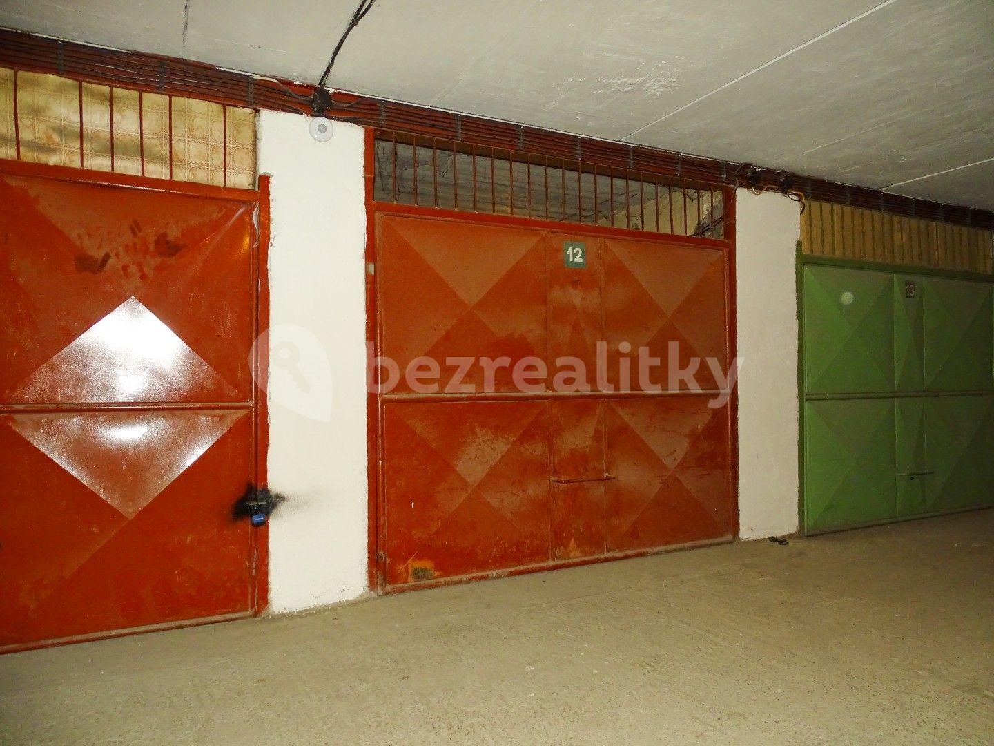 Prodej garáže • 16 m²