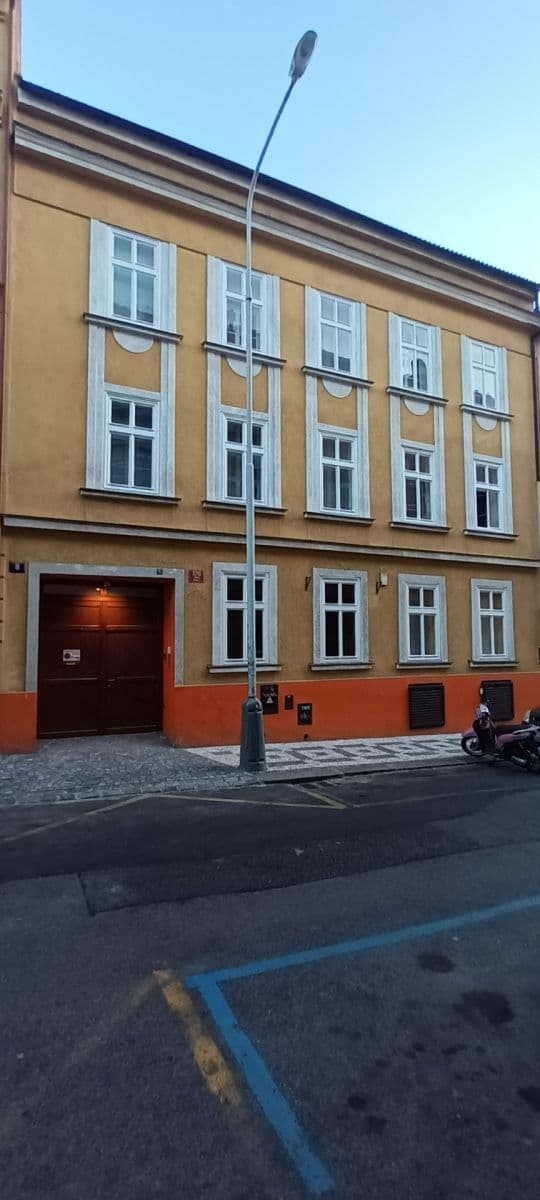 Pronájem bytu 2+kk 47 m², Roháčova, Praha, Praha Pronájem bytu 2+kk 47 m², Roháčova, Praha, Praha