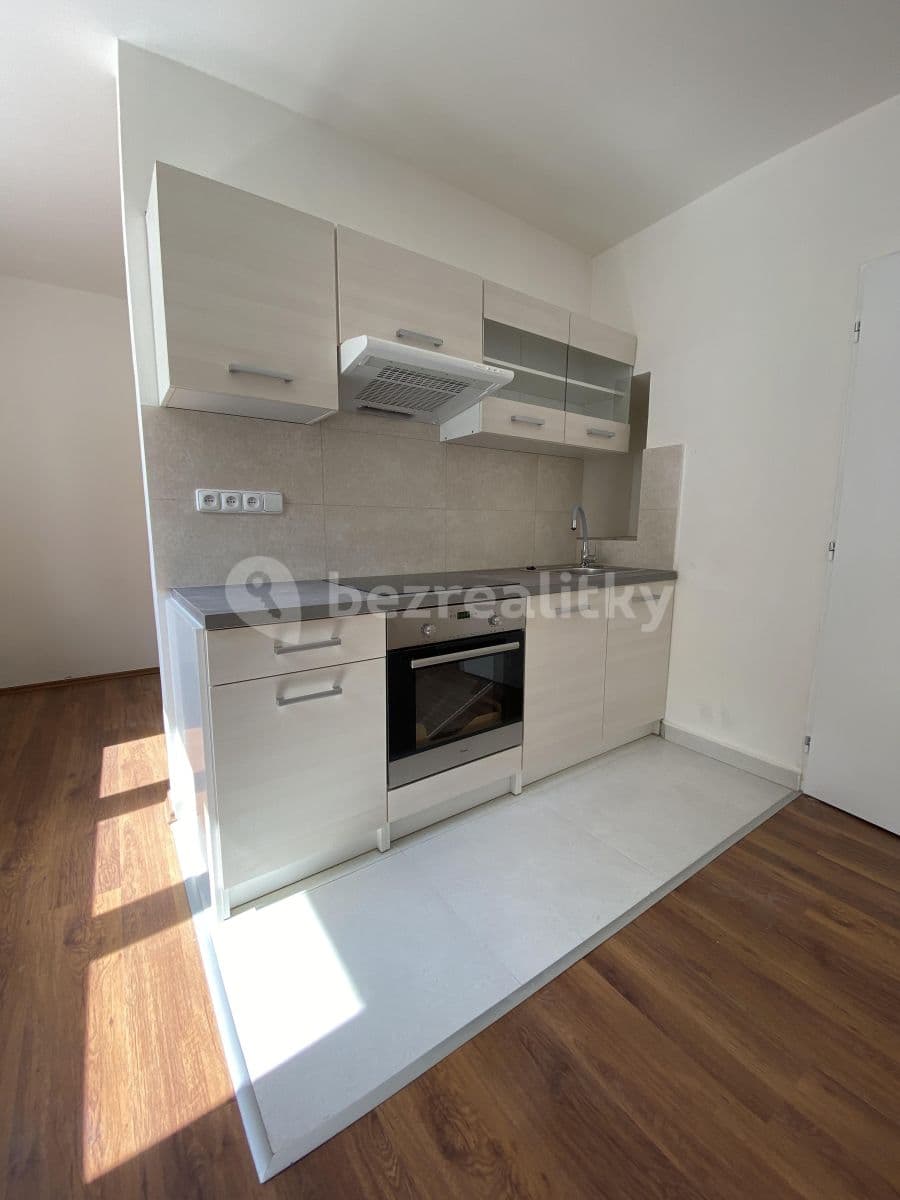 Pronájem bytu 1+kk 33 m², Havlíčkova, Roudnice nad Labem, Ústecký kraj Pronájem bytu 1+kk 33 m², Havlíčkova, Roudnice nad Labem, Ústecký kraj