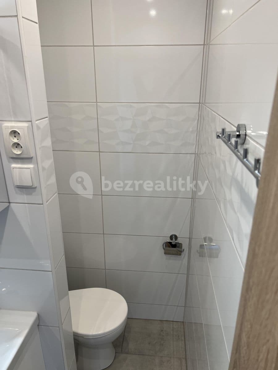 Pronájem bytu 1+1 32 m², Hranická, Lipník nad Bečvou, Olomoucký kraj Pronájem bytu 1+1 32 m², Hranická, Lipník nad Bečvou, Olomoucký kraj