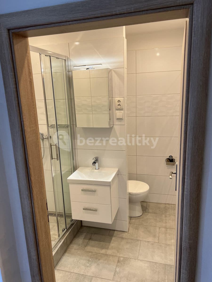 Pronájem bytu 1+1 32 m², Hranická, Lipník nad Bečvou, Olomoucký kraj Pronájem bytu 1+1 32 m², Hranická, Lipník nad Bečvou, Olomoucký kraj