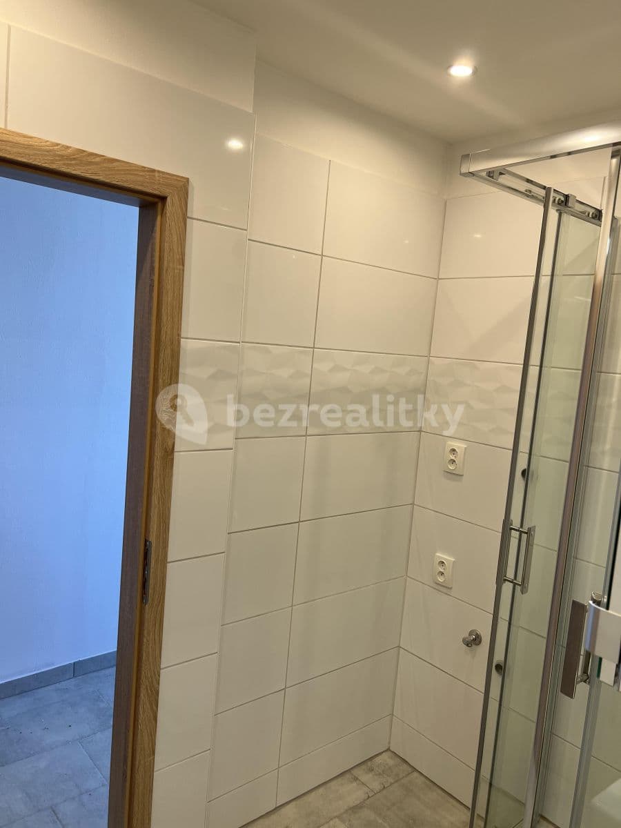 Pronájem bytu 1+1 32 m², Hranická, Lipník nad Bečvou, Olomoucký kraj Pronájem bytu 1+1 32 m², Hranická, Lipník nad Bečvou, Olomoucký kraj