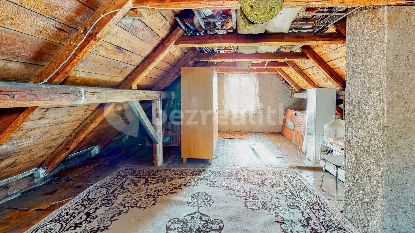 Prodej domu 258 m², pozemek 240 m², Ruská, Klášterec nad Ohří, Ústecký kraj