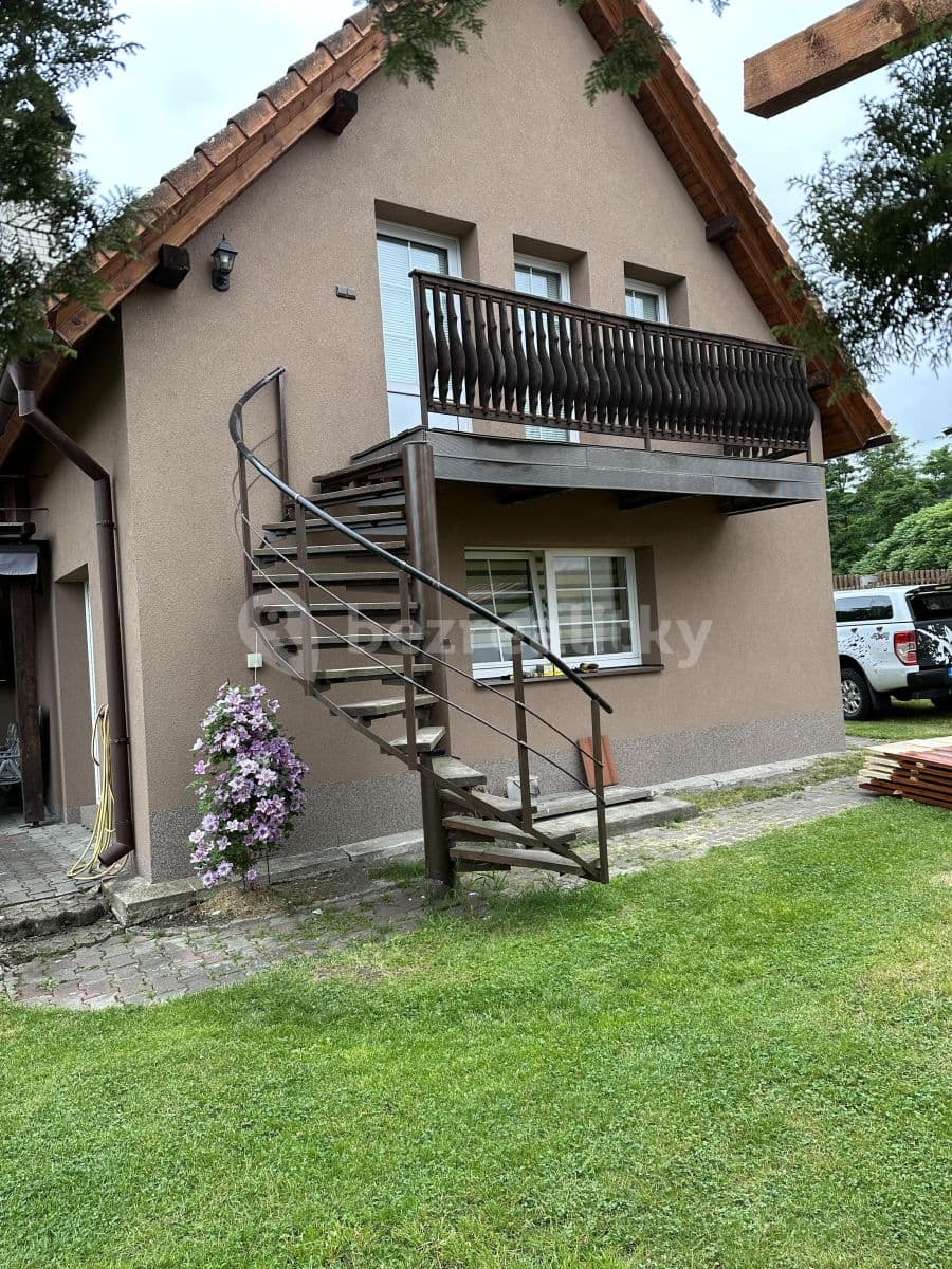 Pronájem bytu 2+kk 85 m², Okrouhlá, Liberecký kraj Pronájem bytu 2+kk 85 m², Okrouhlá, Liberecký kraj