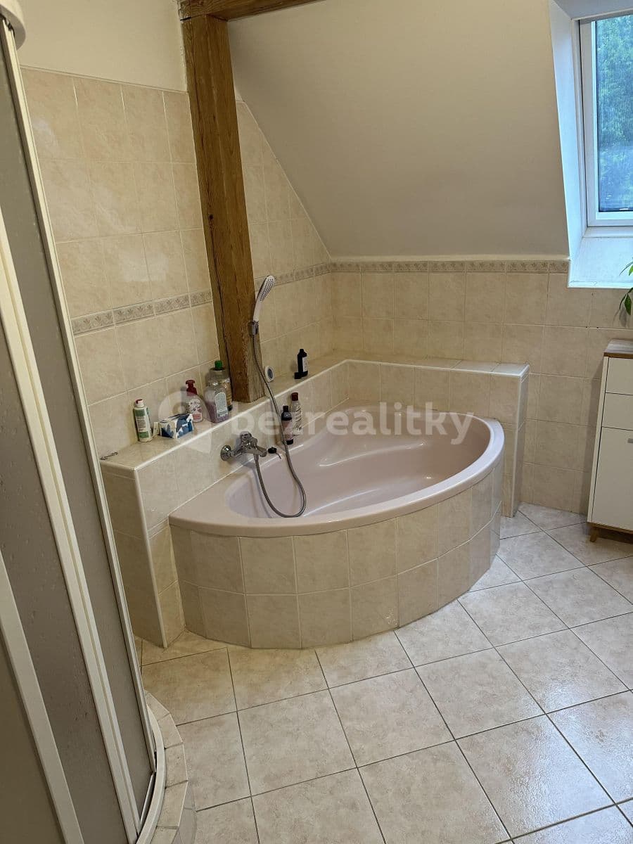 Pronájem bytu 2+kk 85 m², Okrouhlá, Liberecký kraj Pronájem bytu 2+kk 85 m², Okrouhlá, Liberecký kraj