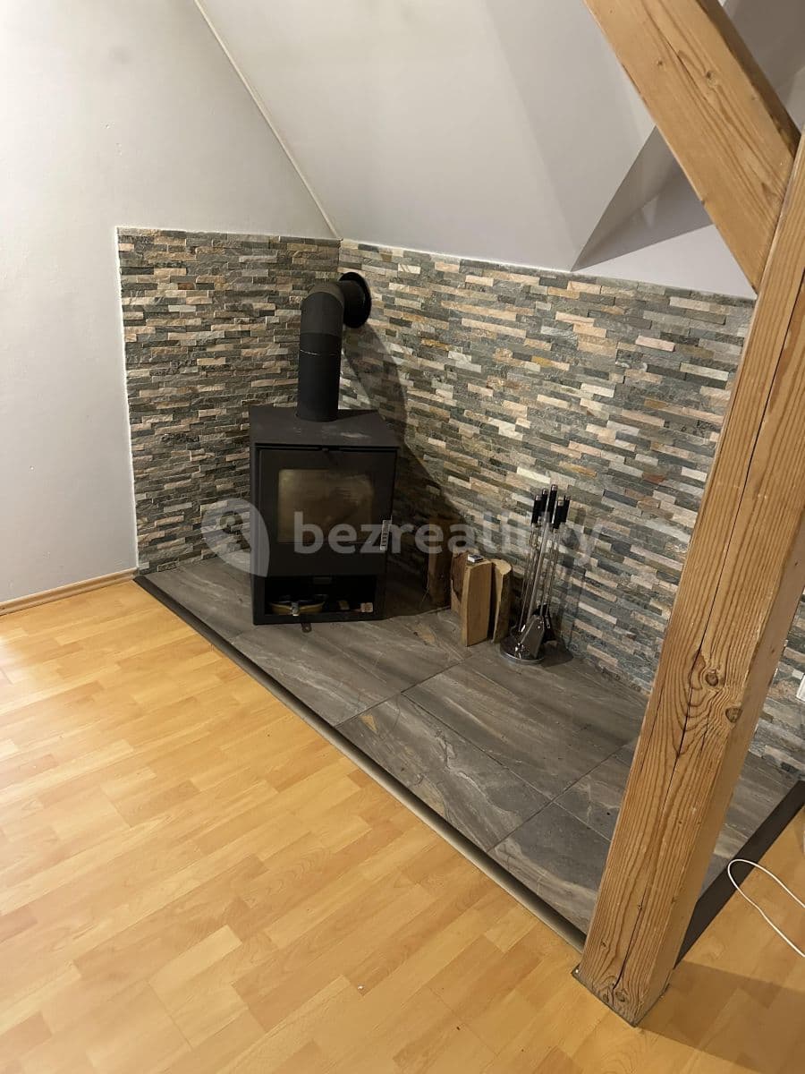 Pronájem bytu 2+kk 85 m², Okrouhlá, Liberecký kraj Pronájem bytu 2+kk 85 m², Okrouhlá, Liberecký kraj