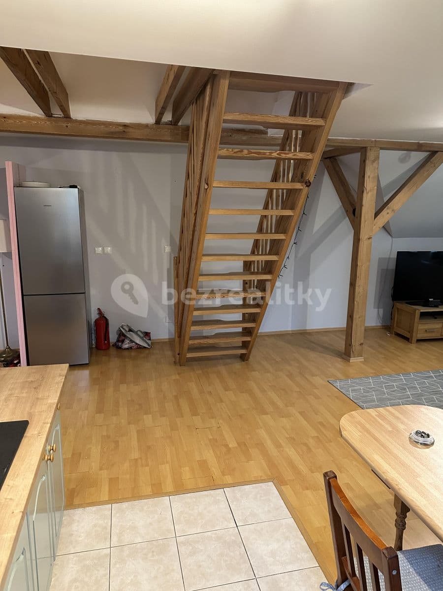 Pronájem bytu 2+kk 85 m², Okrouhlá, Liberecký kraj Pronájem bytu 2+kk 85 m², Okrouhlá, Liberecký kraj