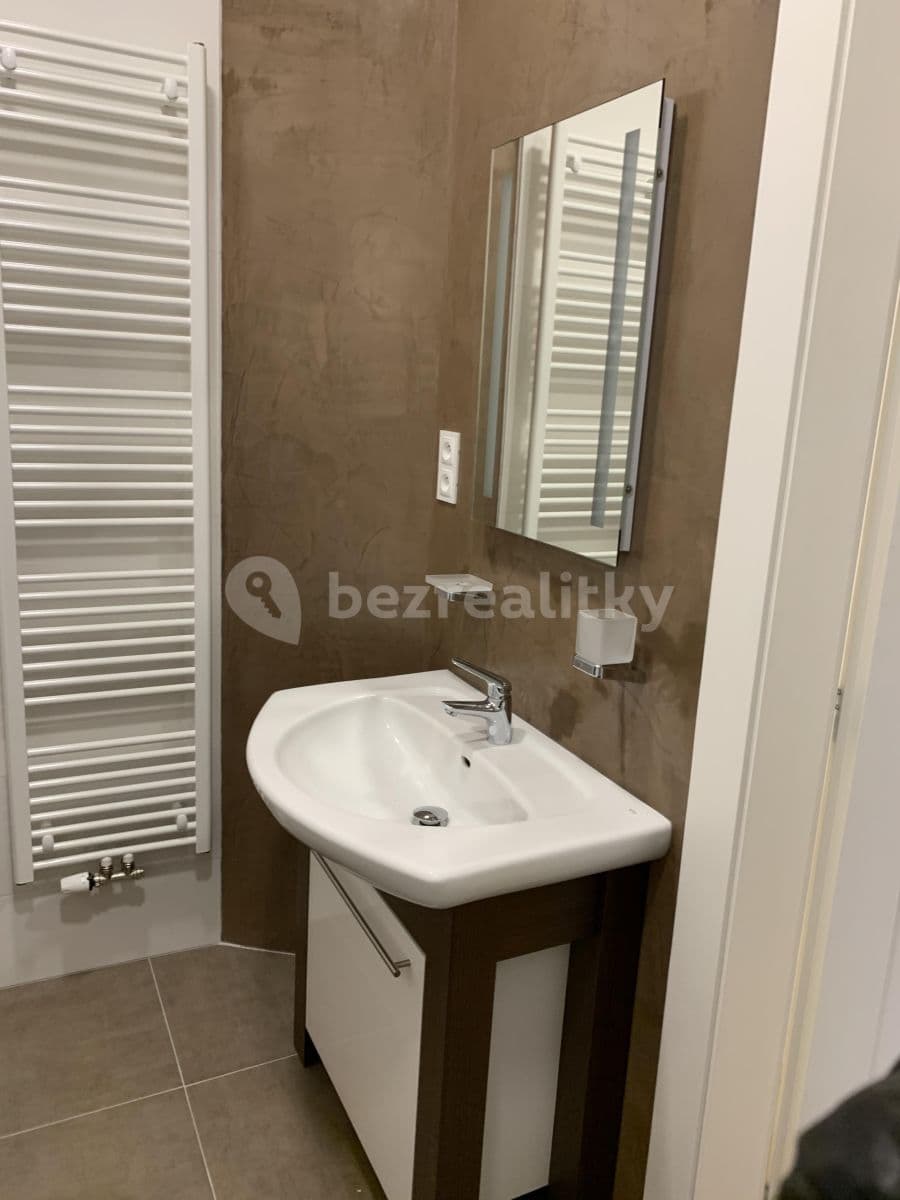 Pronájem bytu 2+kk 70 m², Korunní, Praha, Praha Pronájem bytu 2+kk 70 m², Korunní, Praha, Praha
