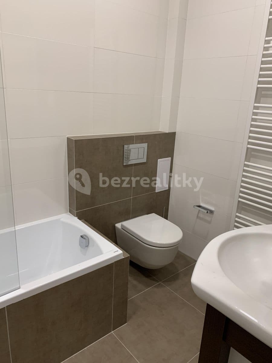 Pronájem bytu 2+kk 70 m², Korunní, Praha, Praha Pronájem bytu 2+kk 70 m², Korunní, Praha, Praha