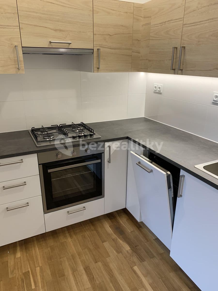 Pronájem bytu 2+kk 70 m², Korunní, Praha, Praha Pronájem bytu 2+kk 70 m², Korunní, Praha, Praha
