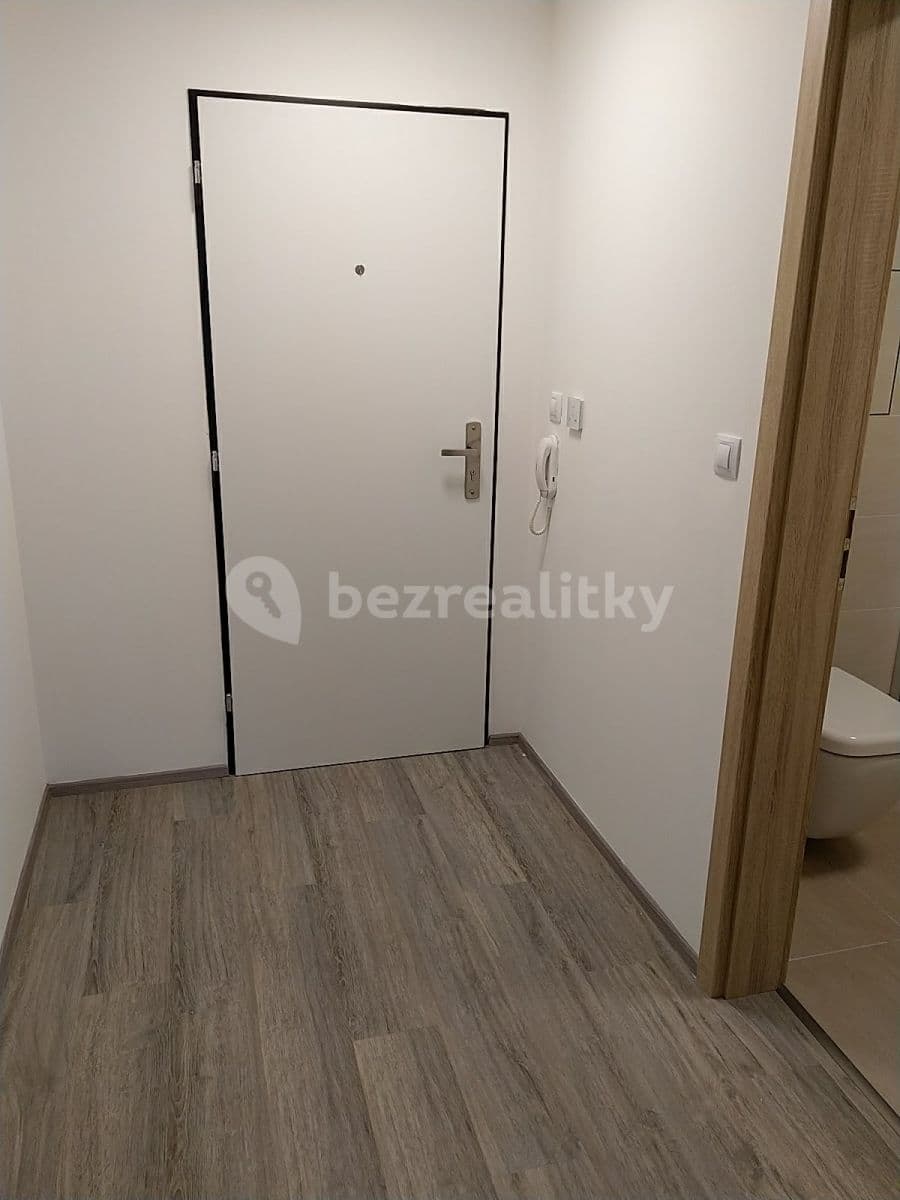 Pronájem bytu 1+kk 32 m², Poříčí, Brno, Jihomoravský kraj Pronájem bytu 1+kk 32 m², Poříčí, Brno, Jihomoravský kraj
