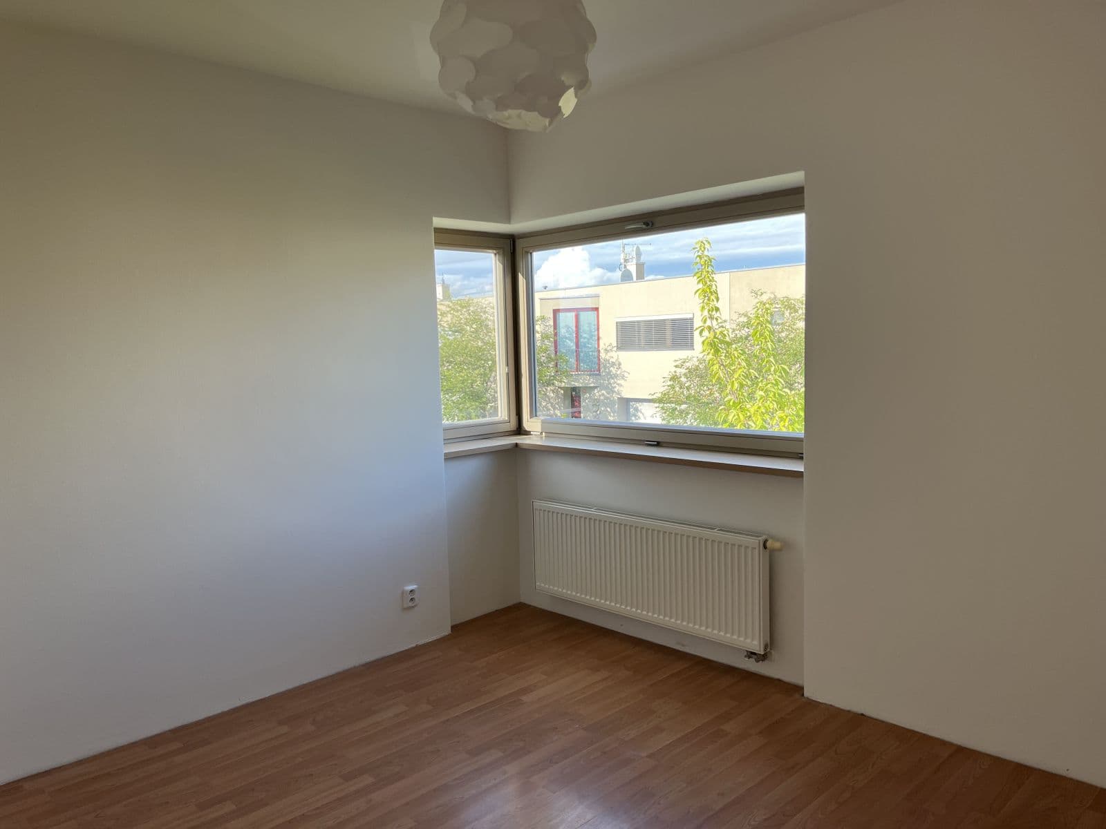 Pronájem bytu 3+kk 85 m², Červená Skála, Husinec, Středočeský kraj Pronájem bytu 3+kk 85 m², Červená Skála, Husinec, Středočeský kraj