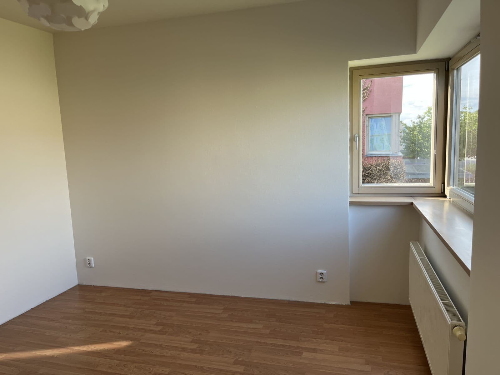 Pronájem bytu 3+kk 85 m², Červená Skála, Husinec, Středočeský kraj Pronájem bytu 3+kk 85 m², Červená Skála, Husinec, Středočeský kraj