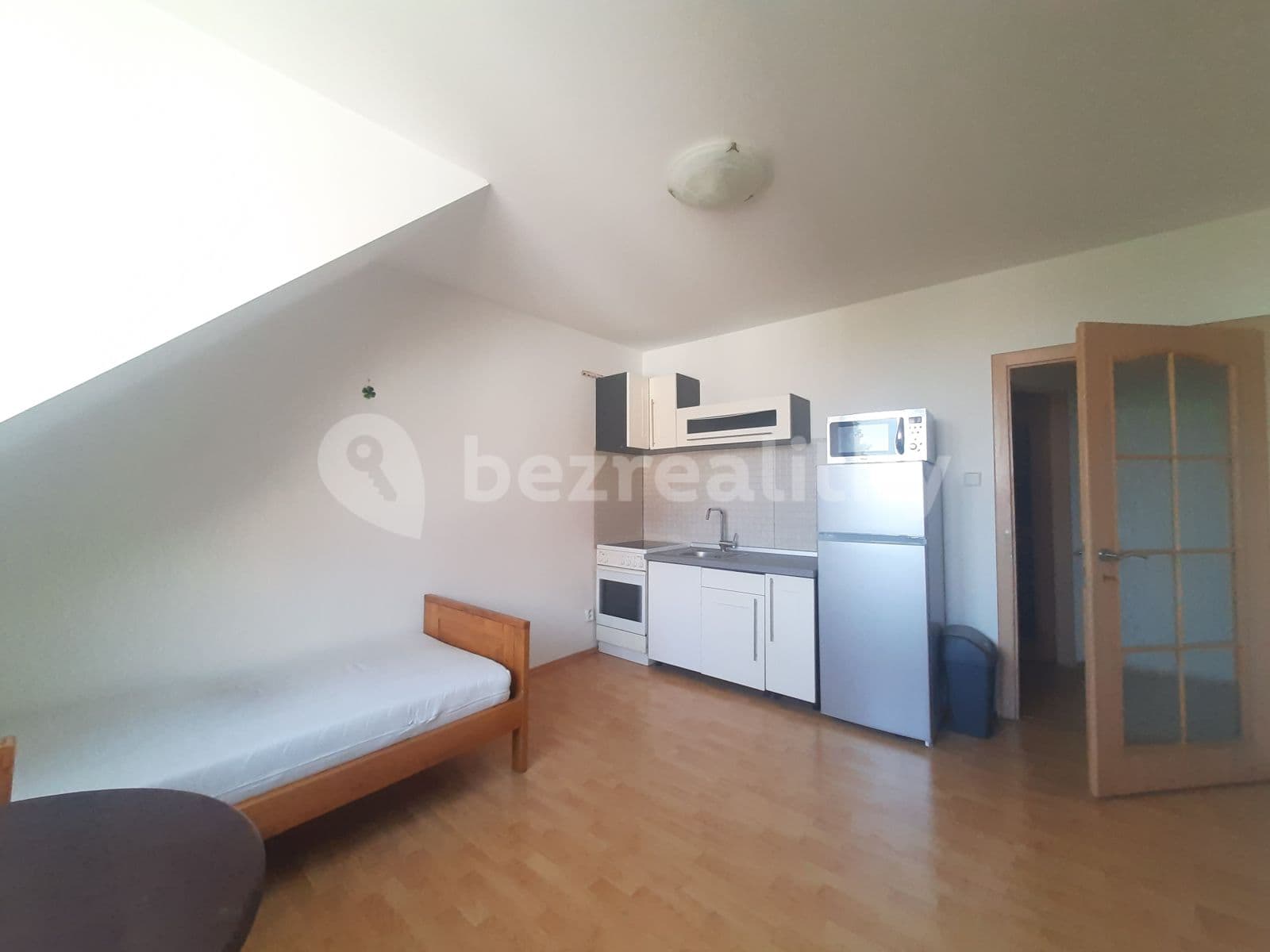 Pronájem bytu Garsoniéra 23 m², Přemyšlenská, Praha, Praha Pronájem bytu Garsoniéra 23 m², Přemyšlenská, Praha, Praha