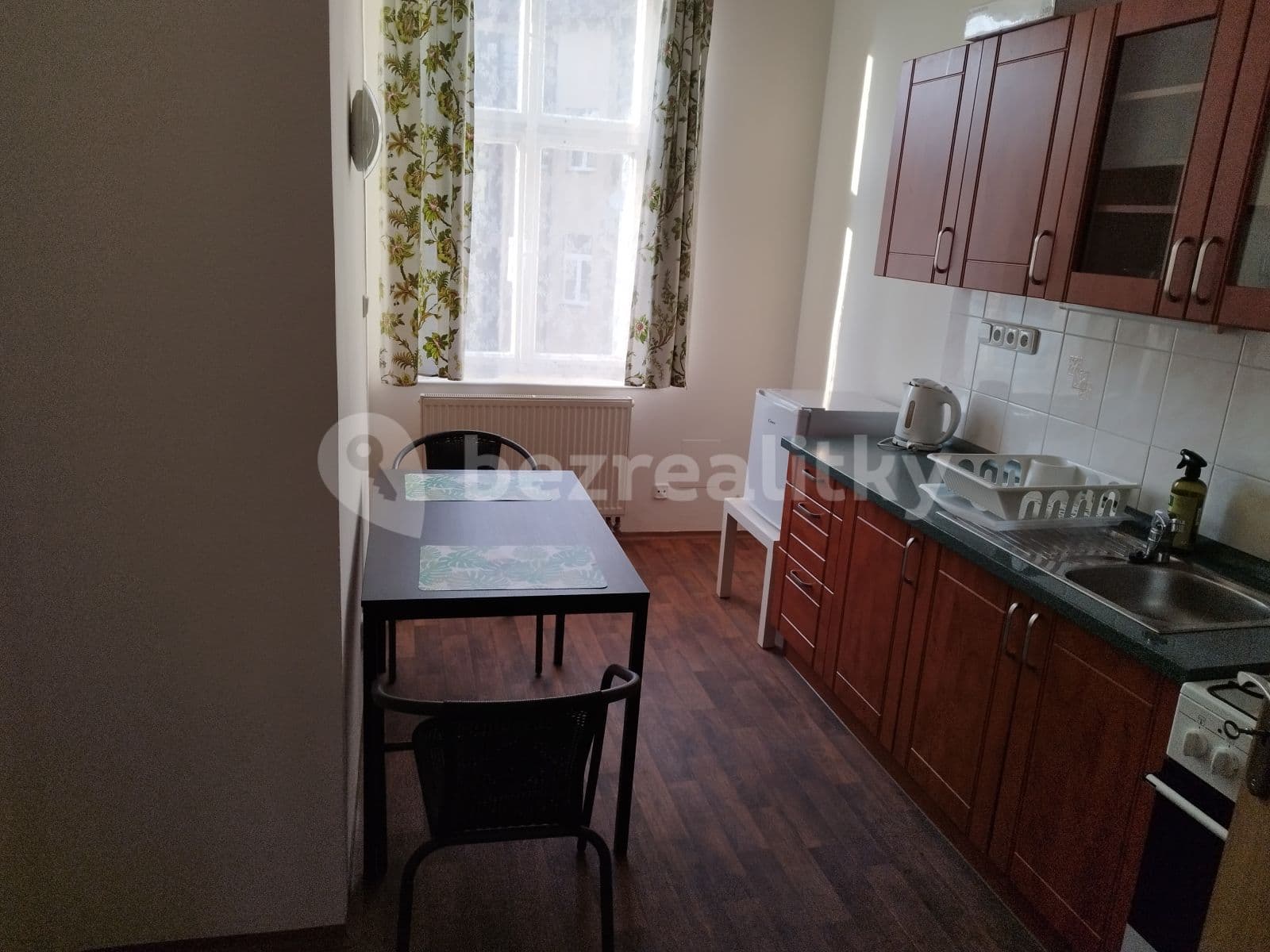 Pronájem bytu 1+1 41 m², Jindřicha Plachty, Praha, Praha Pronájem bytu 1+1 41 m², Jindřicha Plachty, Praha, Praha