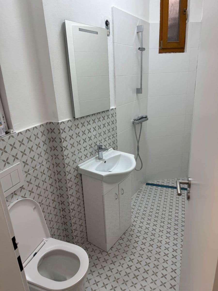 Pronájem bytu 1+kk 29 m², Jaselská , Praha, Praha Pronájem bytu 1+kk 29 m², Jaselská , Praha, Praha